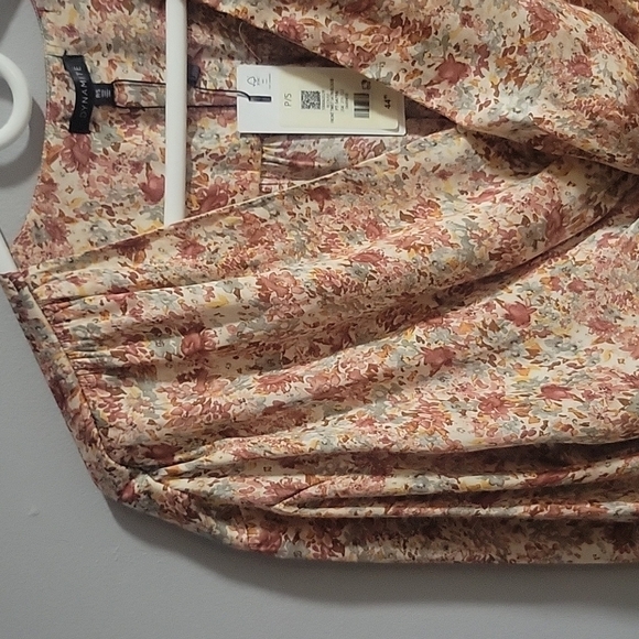 Dynamite front twist satin blouse, size small - Picture 2 of 7